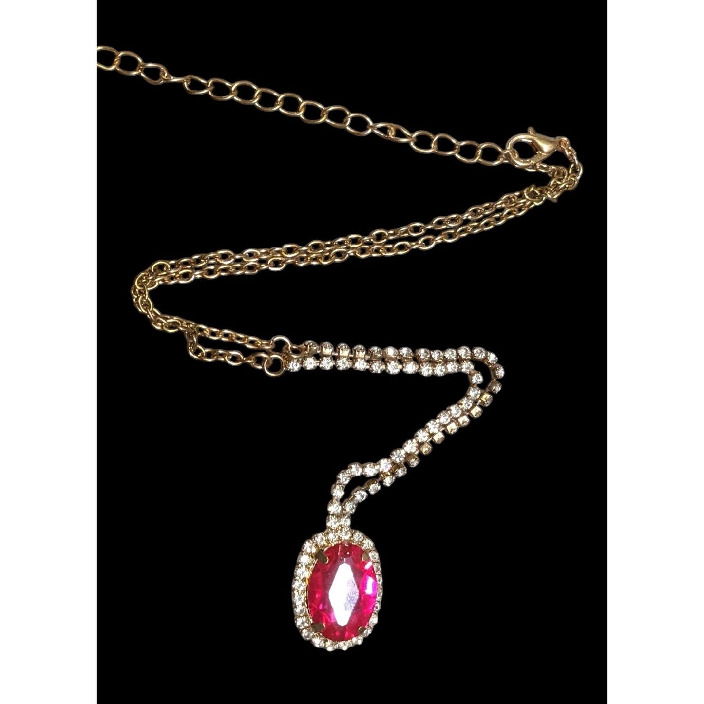 Fantasy Glam Pink Gemmed Pendant Necklace With Rhinestone Accents