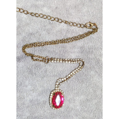 Fantasy Glam Pink Gemmed Pendant Necklace With Rhinestone Accents