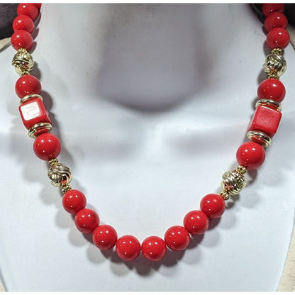 Vintage Red And Gold Tone Beaded Necklace