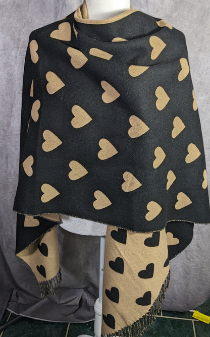 Heart Pattern Reversible Black & Tan Open Poncho Wrap With Fringe 28 Inches Long