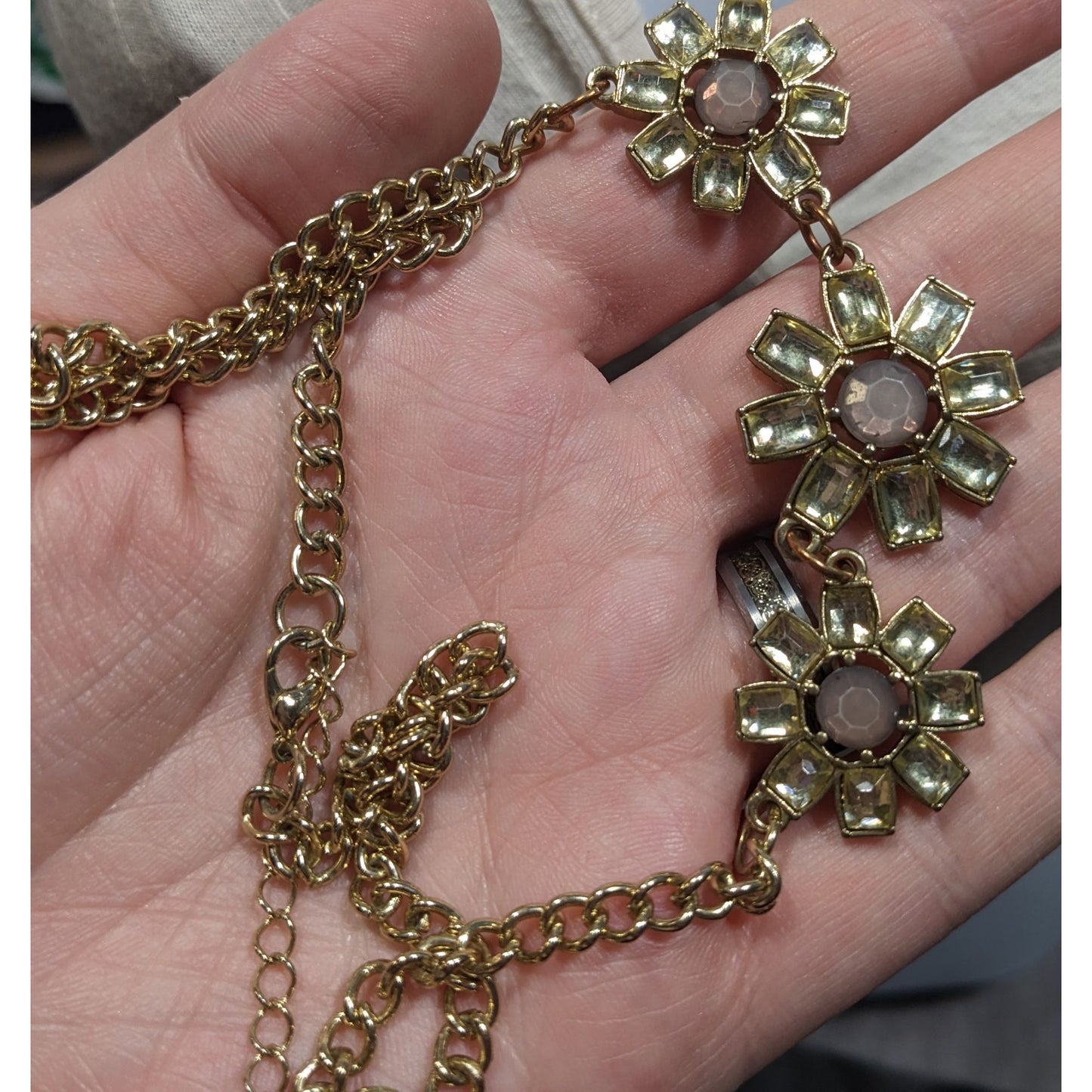 Retro Fairycore Gemmed Triple Flower Necklace