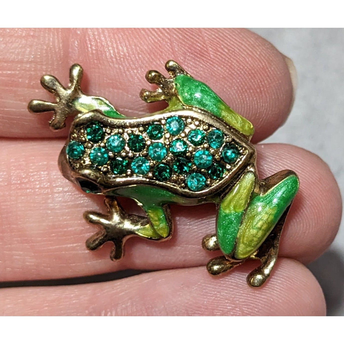 Vintage Liz Claiborne Green And Gold Enamel Rhinestone Frog Brooch