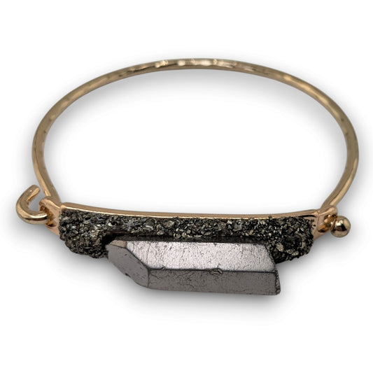 Boho Witchy Quartz Crystal Pyrite Gold Tone Bangle Bracelet 7 1/2 Inch
