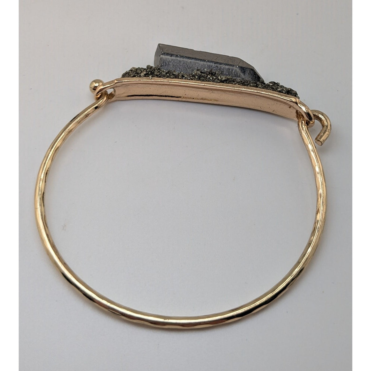 Boho Witchy Quartz Crystal Pyrite Gold Tone Bangle Bracelet 7 1/2 Inch