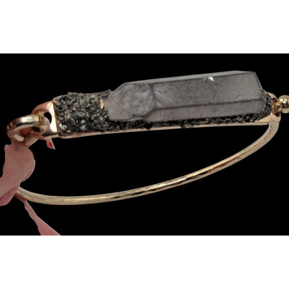 Boho Witchy Quartz Crystal Pyrite Gold Tone Bangle Bracelet 7 1/2 Inch