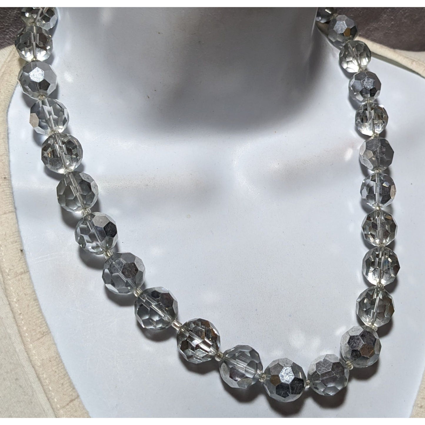 Vintage Glam EsMor Faceted Glass Beaded Necklace