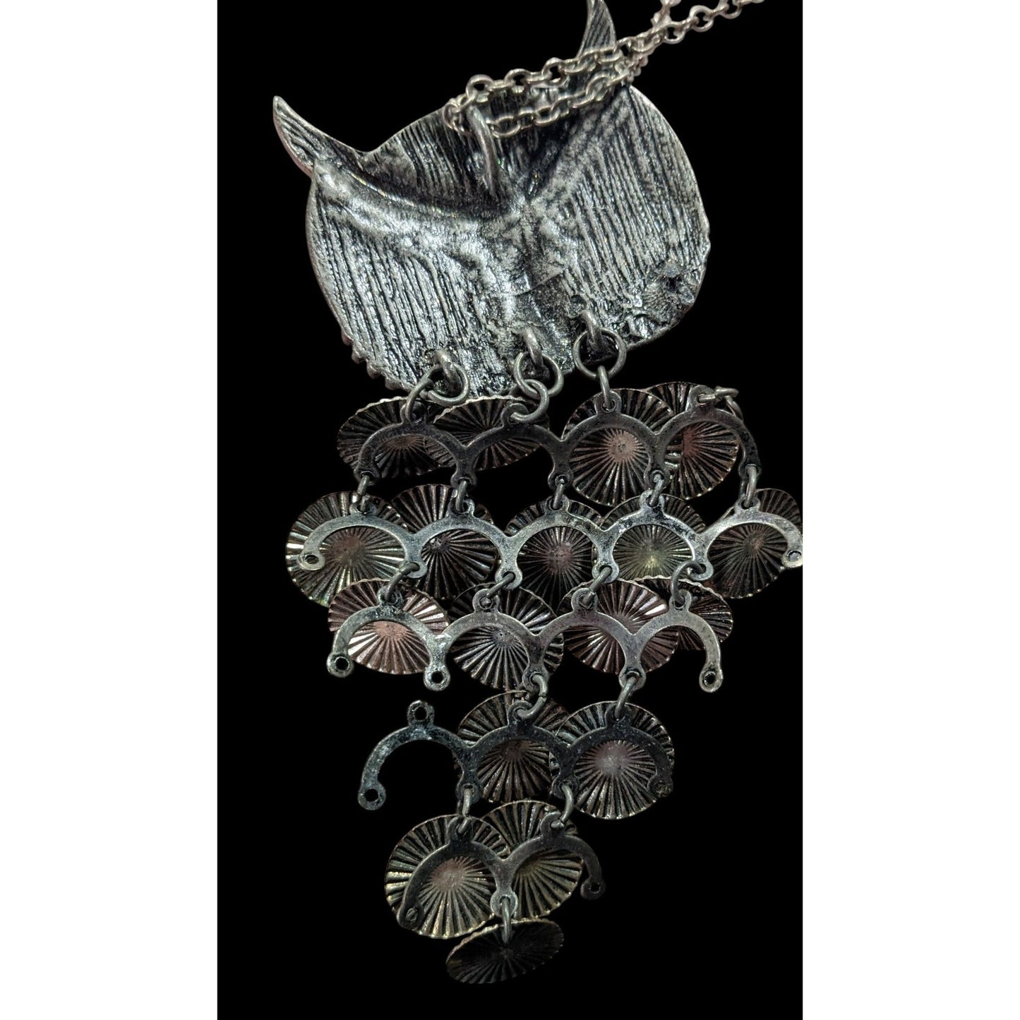 Quirky Y2K Own Pedant Necklace With Disc Fringe Feathers And Yellow Gem Eyes