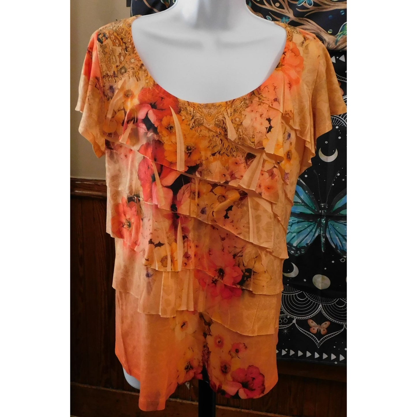 Dress Barn Floral Orange Ruffle Top Size Medium