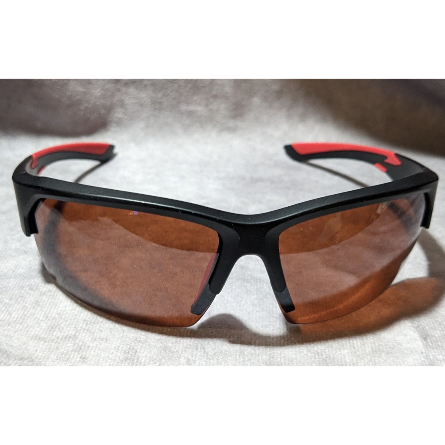 Georgia Bulldogs Black And Red Sporty Sunglasses