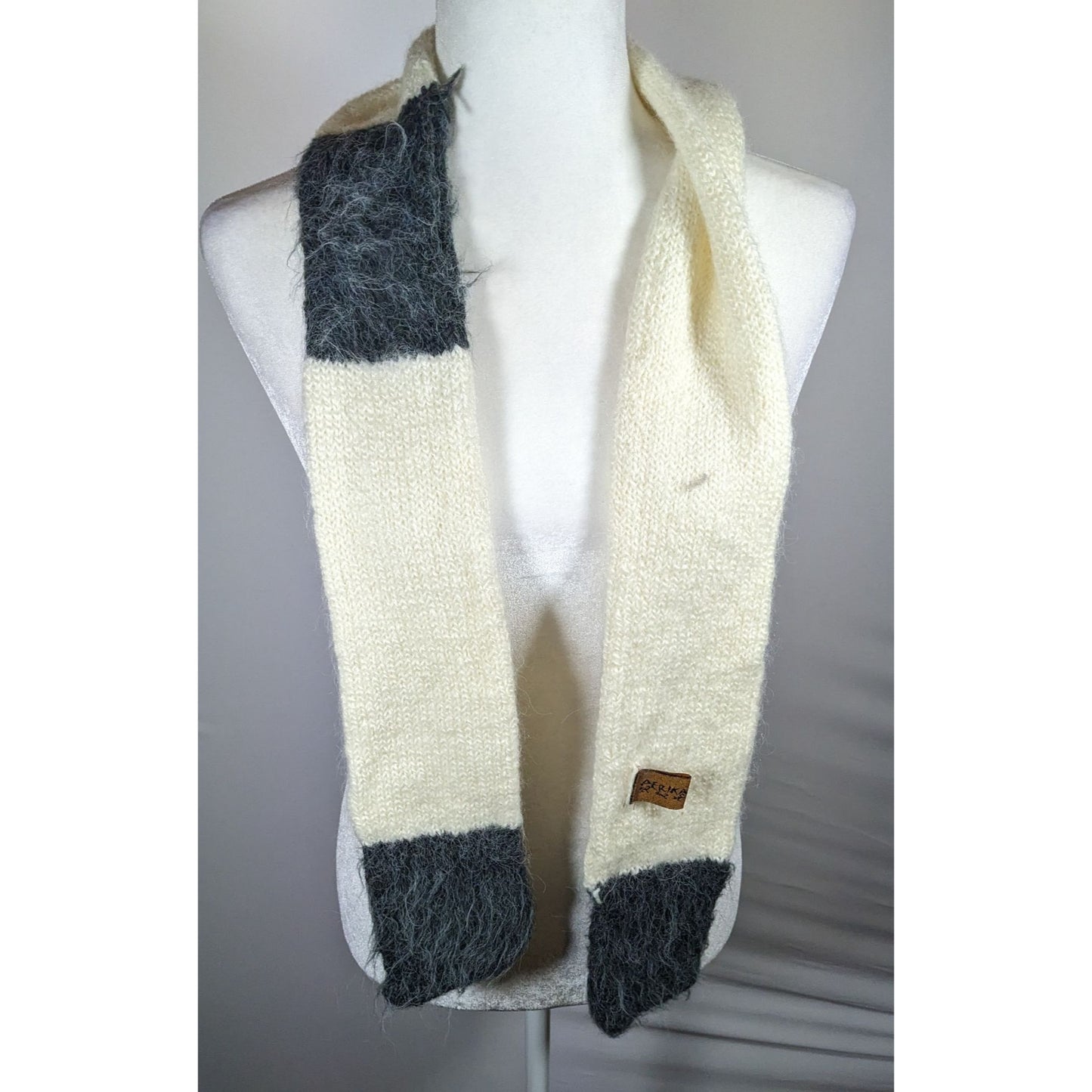 Aerika Peruvian Rustic Cream And Grey Scarf