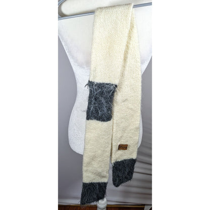 Aerika Peruvian Rustic Cream And Grey Scarf