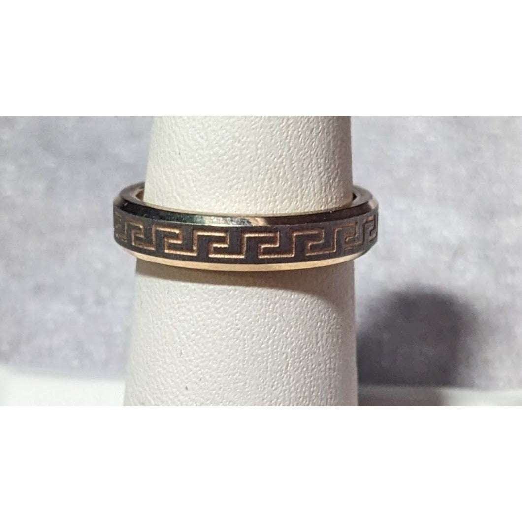 Rose Gold Tone Stainless Steel Greek Key Engraved Ring Size 6