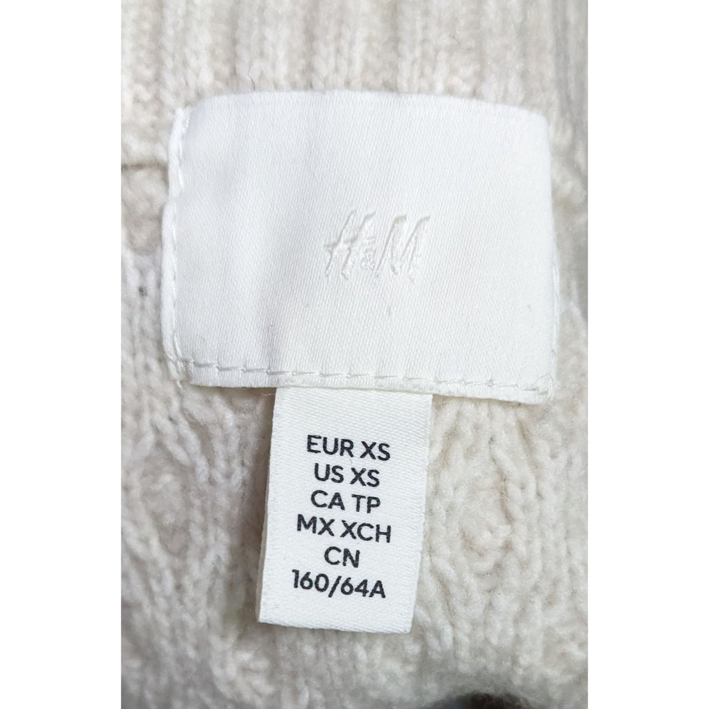 H&M Preppy White Cable Knit Winter Mini Skirt