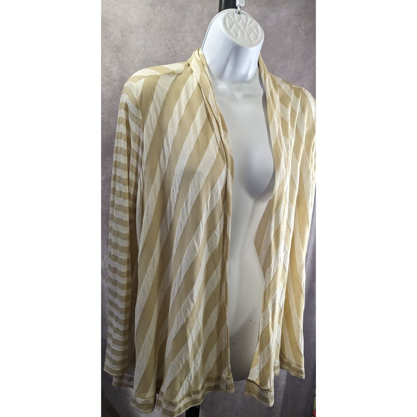 Preppy Fenn Wright Manson Beige & White Striped Open Front Lightweight Cardigan Size M Made In USA