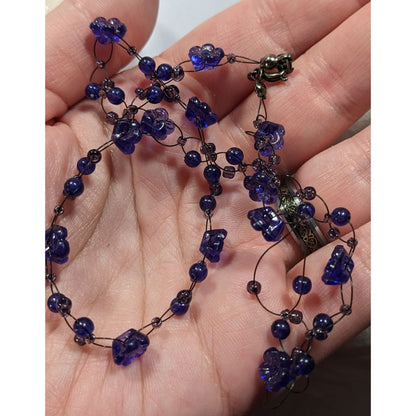 90s Style Blue Beaded Floral Necklace