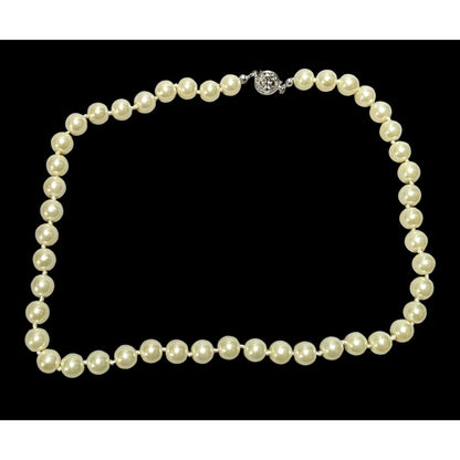 Vintage Elegant Pastel Yellow Pearl Necklace