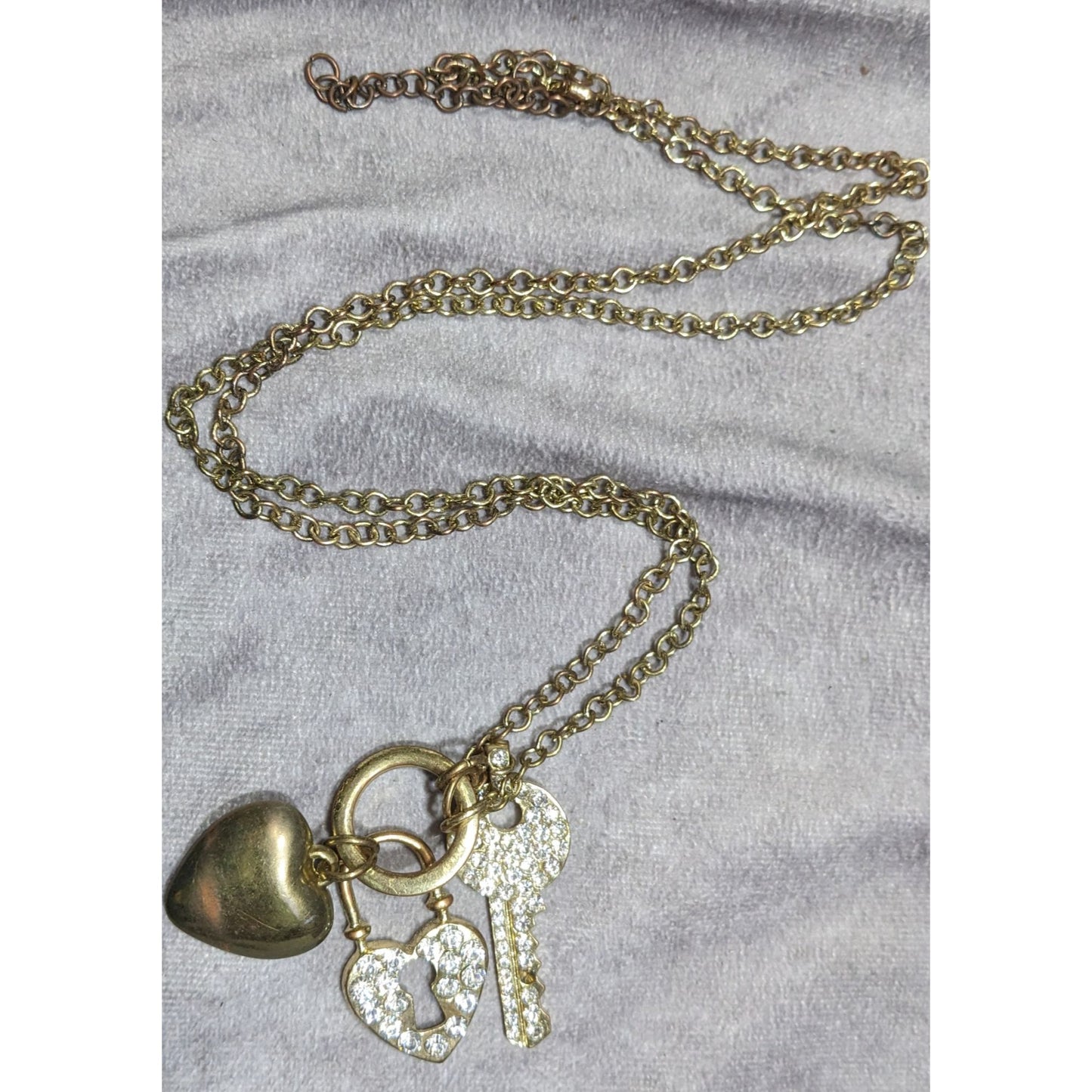 Elegant Glam Gold-Tone Heart & Key Charm Necklace With Rhinestone Embellishments