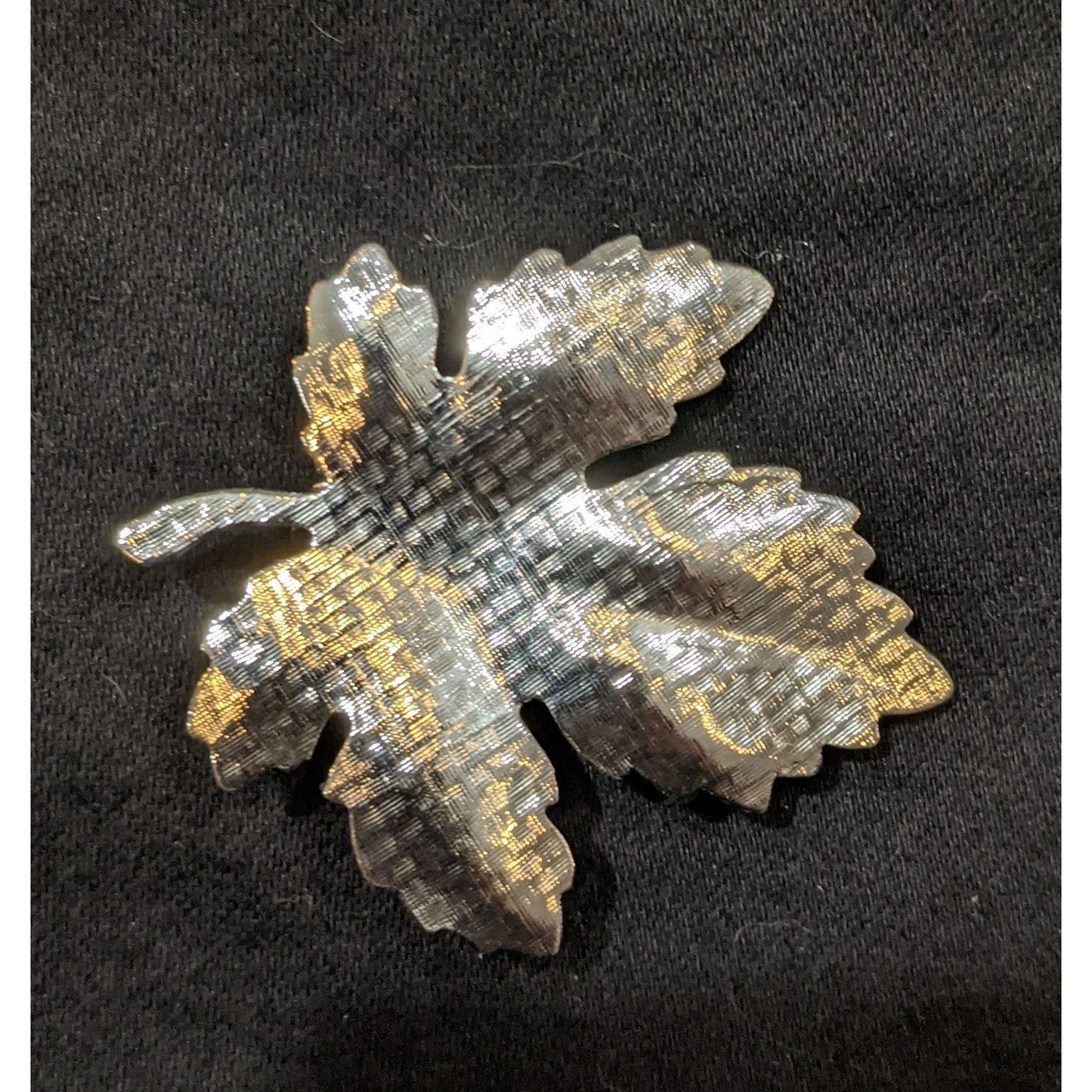 Vintage Silver Tone Textured Maple Leaf Brooch