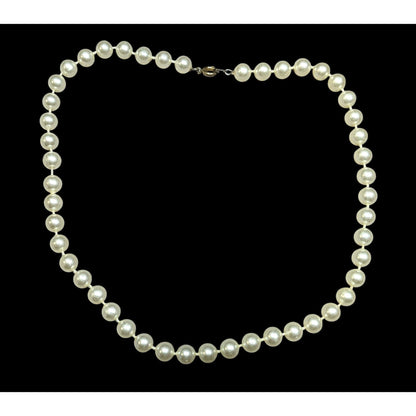 Simple Elegant Faux Pearl Beaded Necklace