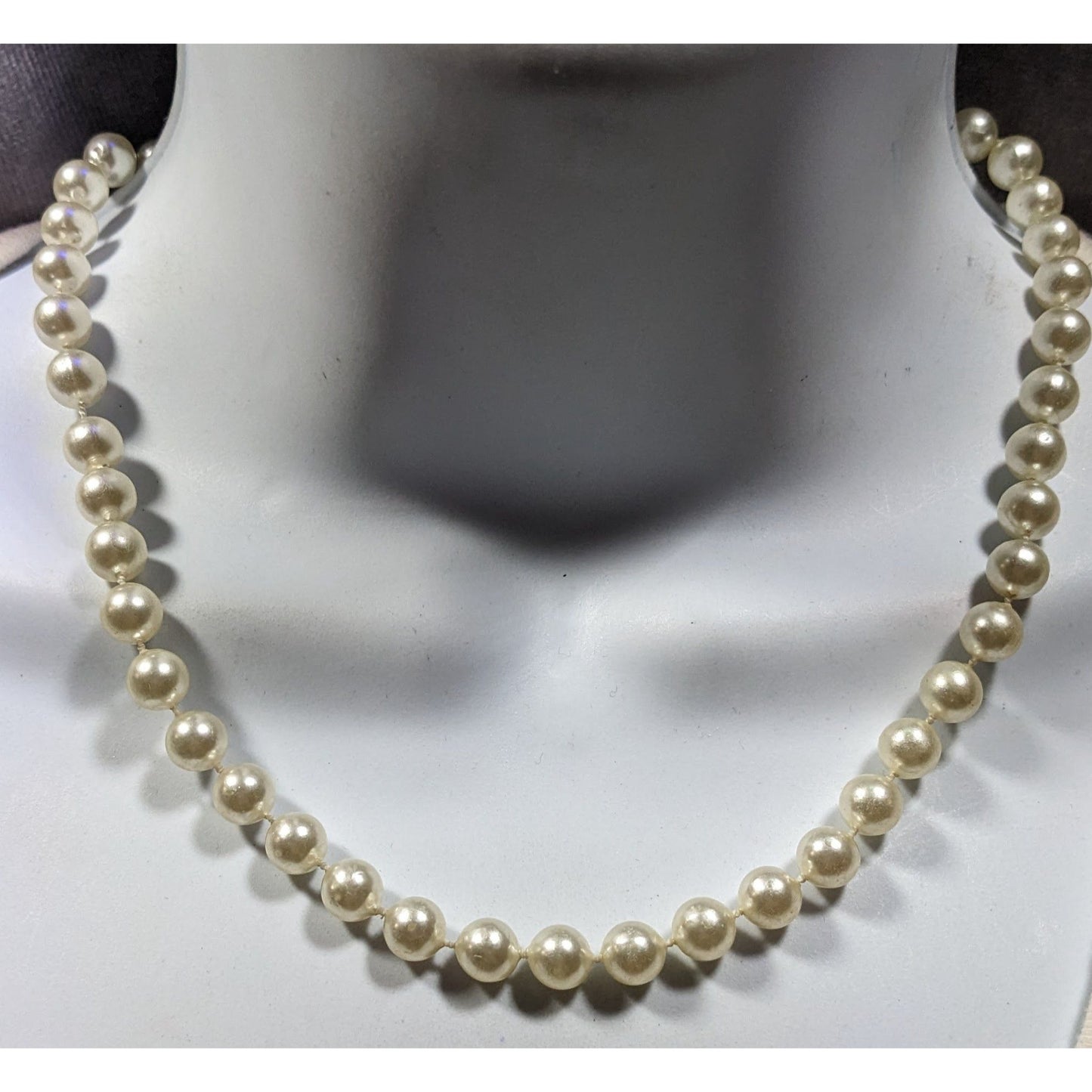 Simple Elegant Faux Pearl Beaded Necklace