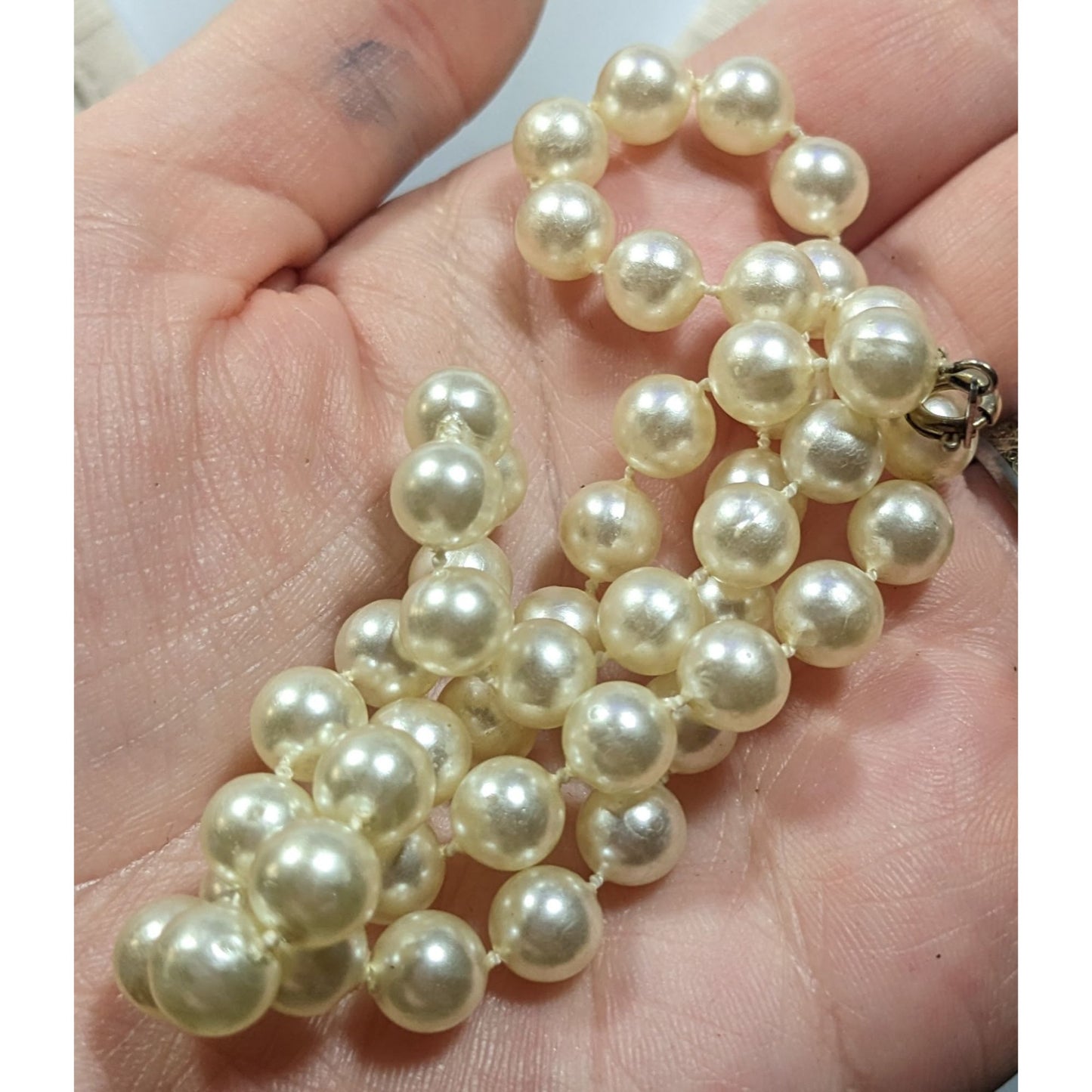 Simple Elegant Faux Pearl Beaded Necklace