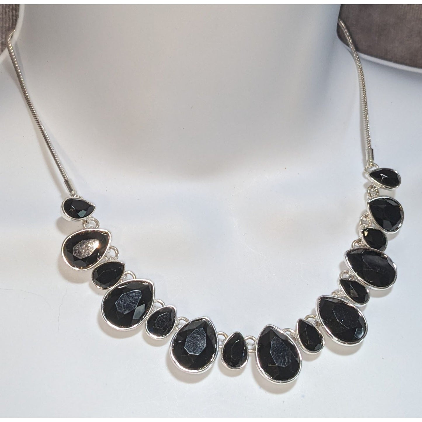Goth Glam Y2K Statement Nine West Black Crystal Teardrop Bib Necklace Silver Tone
