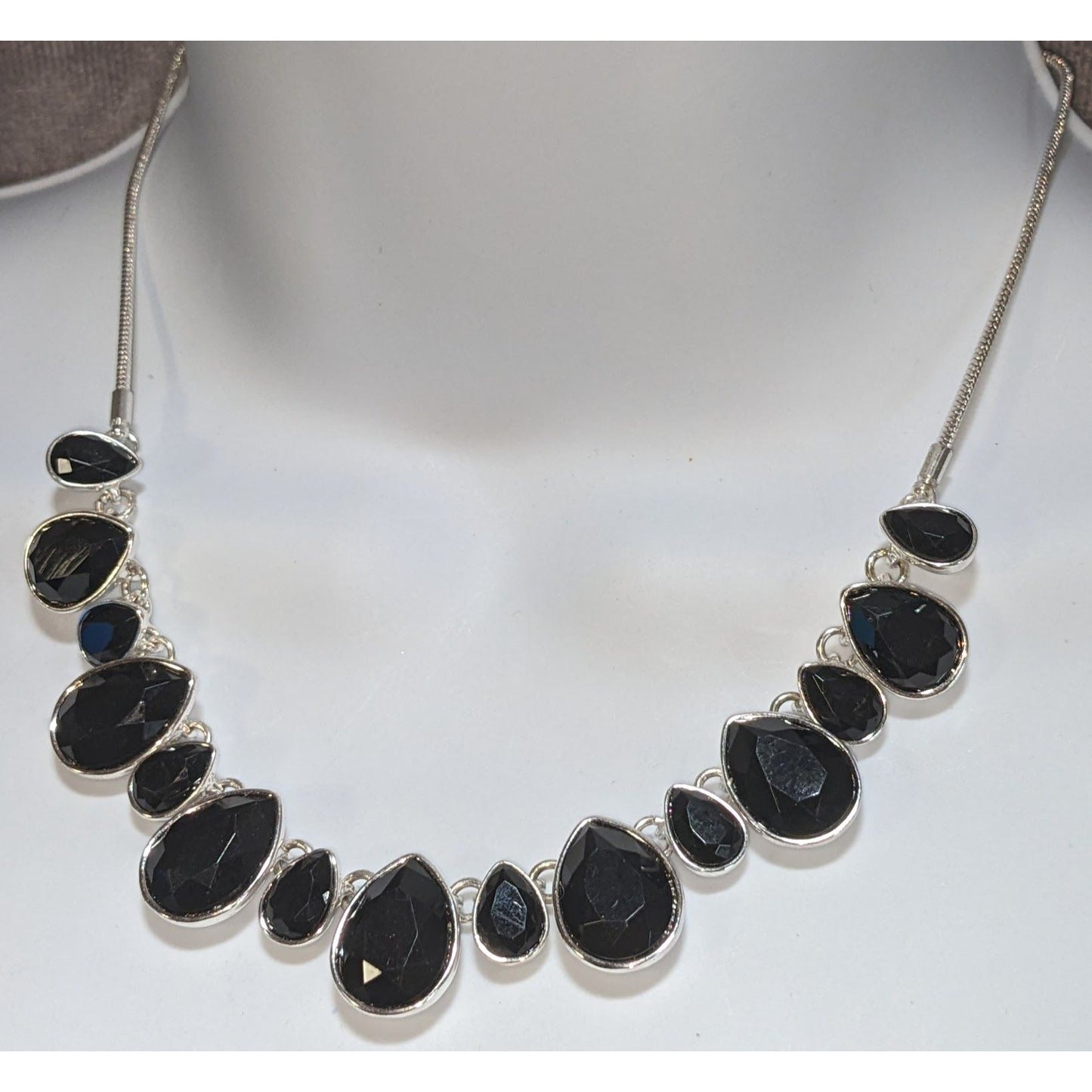 Goth Glam Y2K Statement Nine West Black Crystal Teardrop Bib Necklace Silver Tone