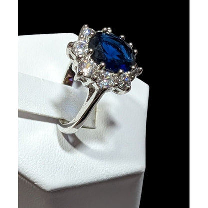 Regal Elegant Blue And Silver Tone Gemmed Ring Size 5.75