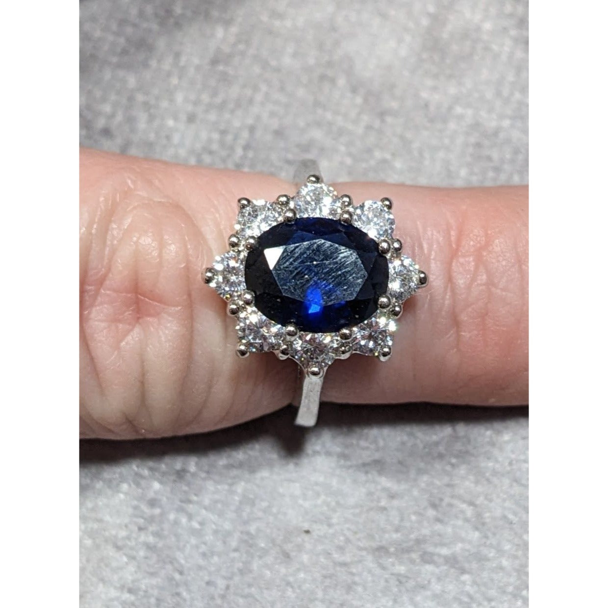 Regal Elegant Blue And Silver Tone Gemmed Ring Size 5.75