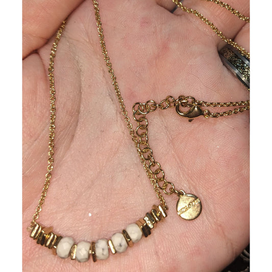 Minimalist Quiet Luxury Stella & Dot White Howlite Gold Bar Necklace