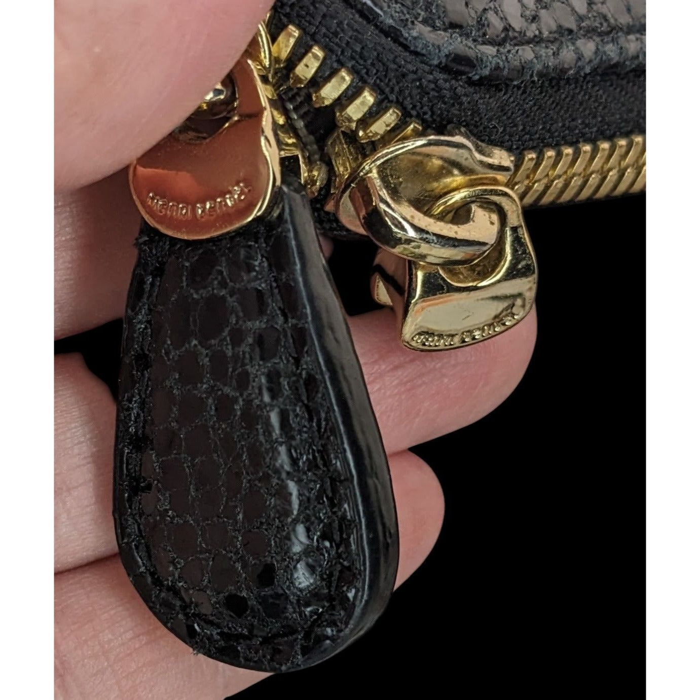 Elegant Henri Bendel Black Snakeskin Textured Leather Crossbody Bag W/ Gold Chain & Purple Lining