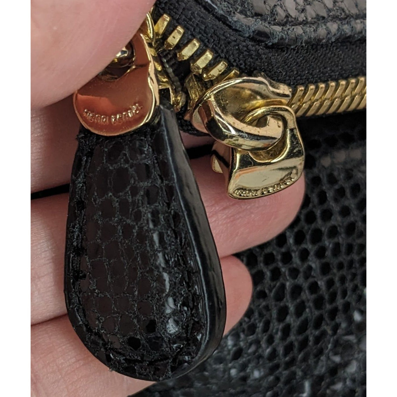 Elegant Henri Bendel Black Snakeskin Textured Leather Crossbody Bag W/ Gold Chain & Purple Lining
