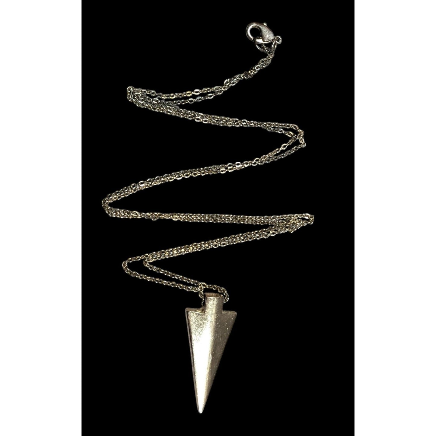 Modern Arrow Shaped Gold Tone Pendant Necklace
