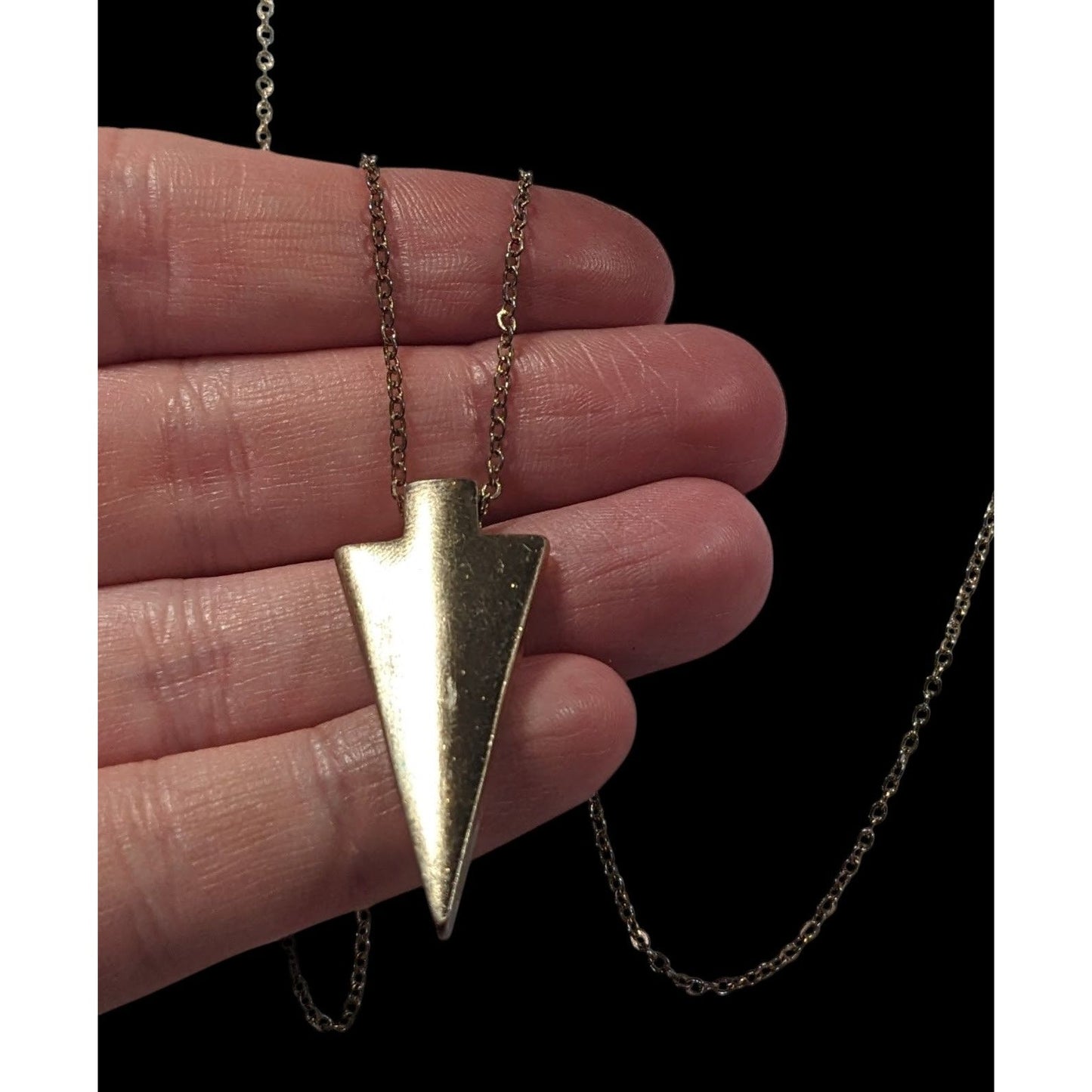 Modern Arrow Shaped Gold Tone Pendant Necklace