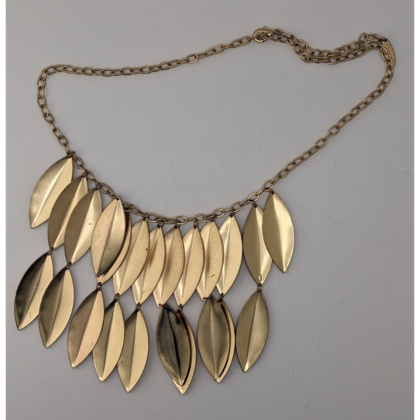 Boho 80s Vintage Nygard Gold Tone Leaf Fringe Statement Necklace