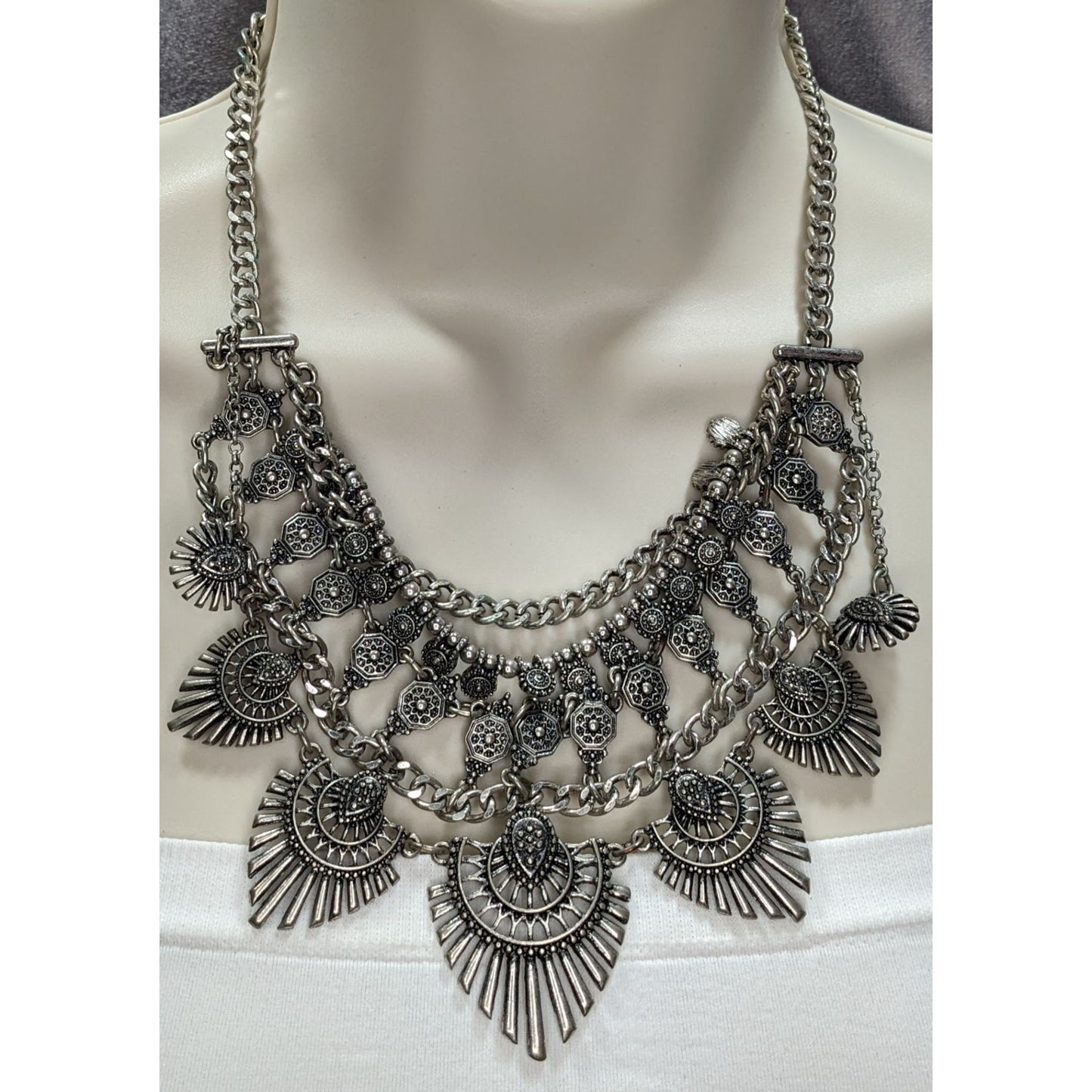 Lulus Layered Tribal Bib Necklace Silver Tone Boho Festival Statement Jewelry