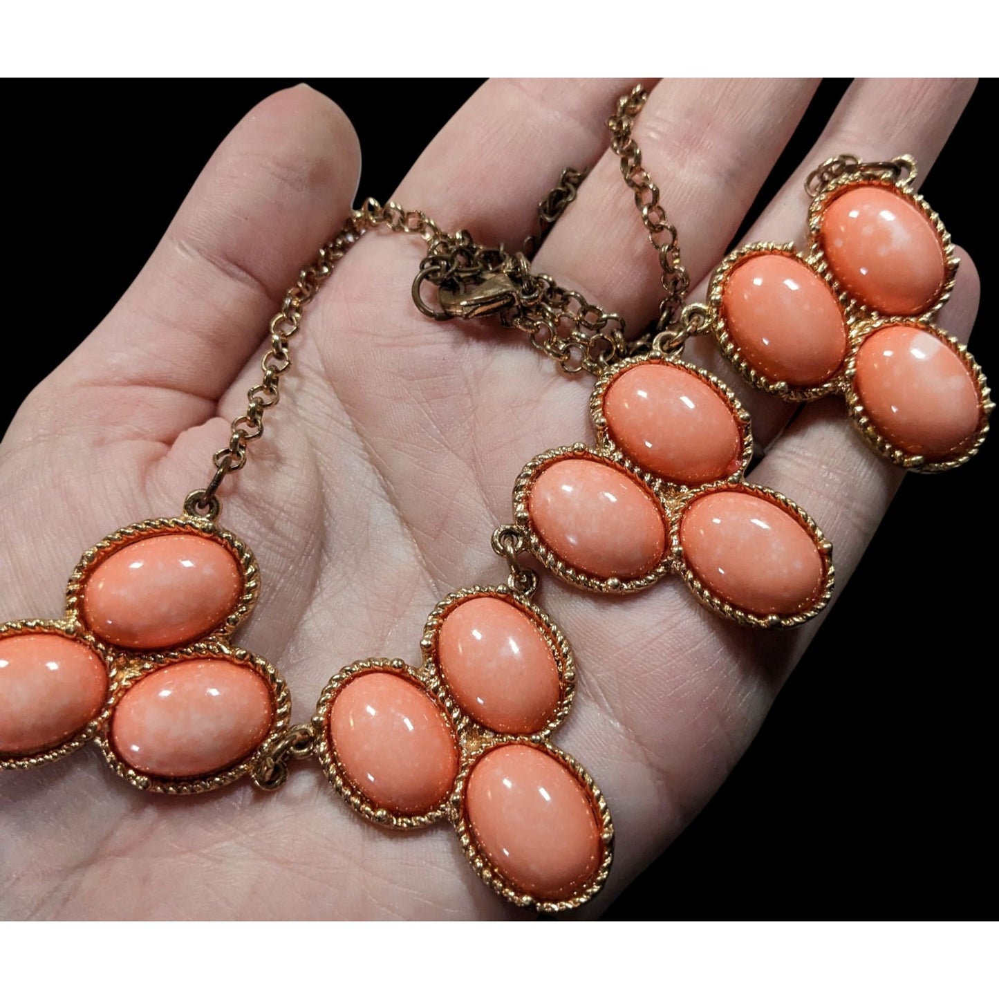 Y2K Mottled Peach Cabochon Floral Necklace
