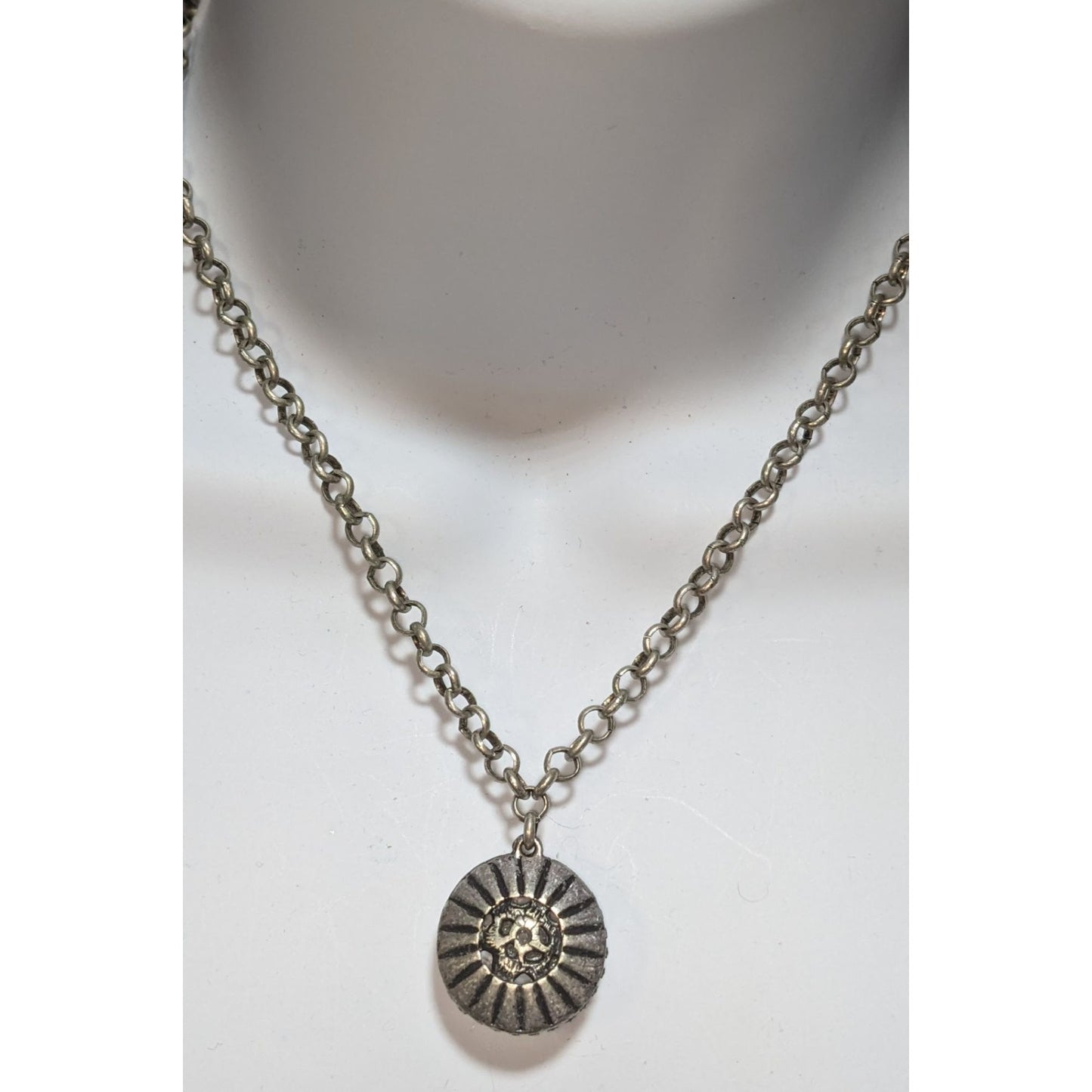 Ann Taylor Loft Reversible Pendant Necklace With Floral Gem Design