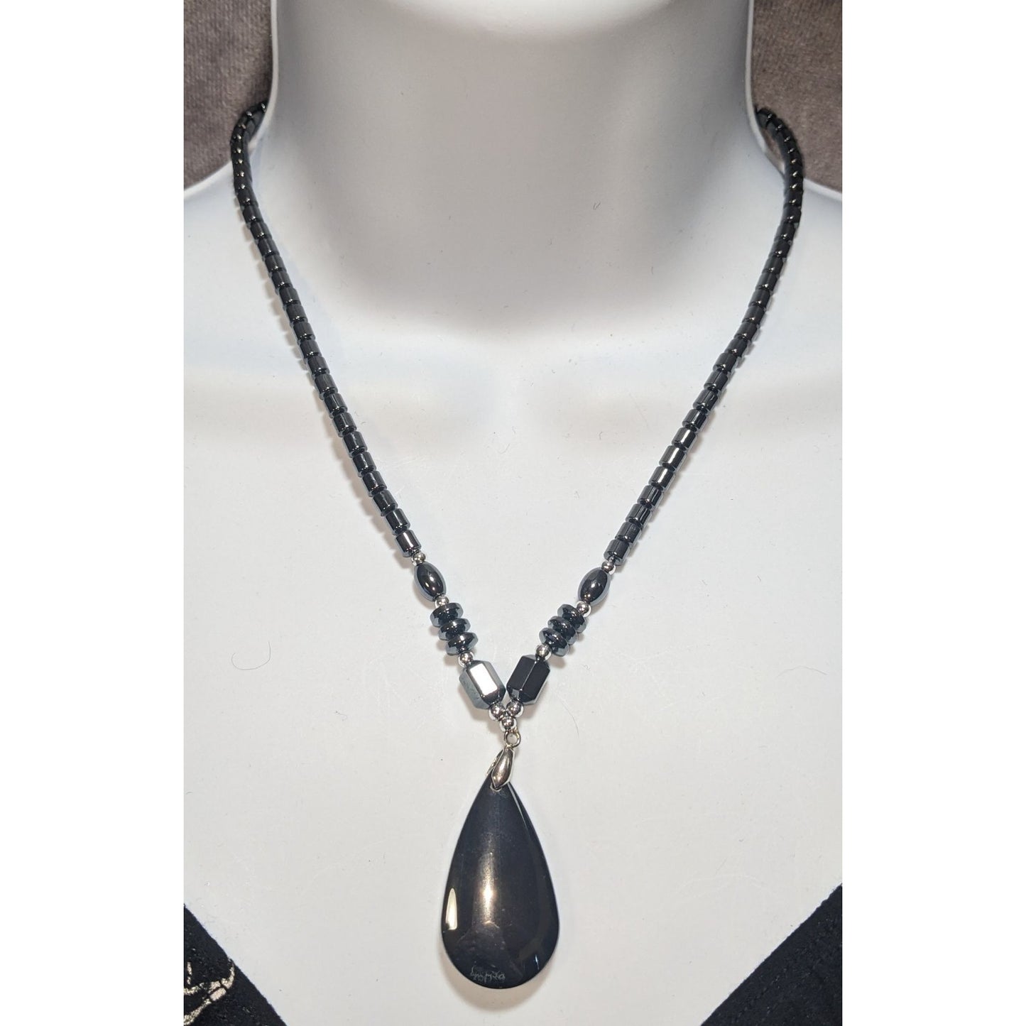 Hematite Beaded Teardrop Pendant Necklace
