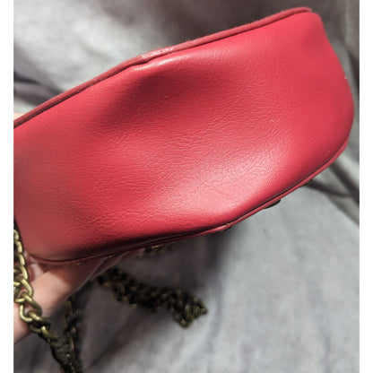 Disney Descendants Evie Heart Crown Purse With Gold Tone Chain And Details