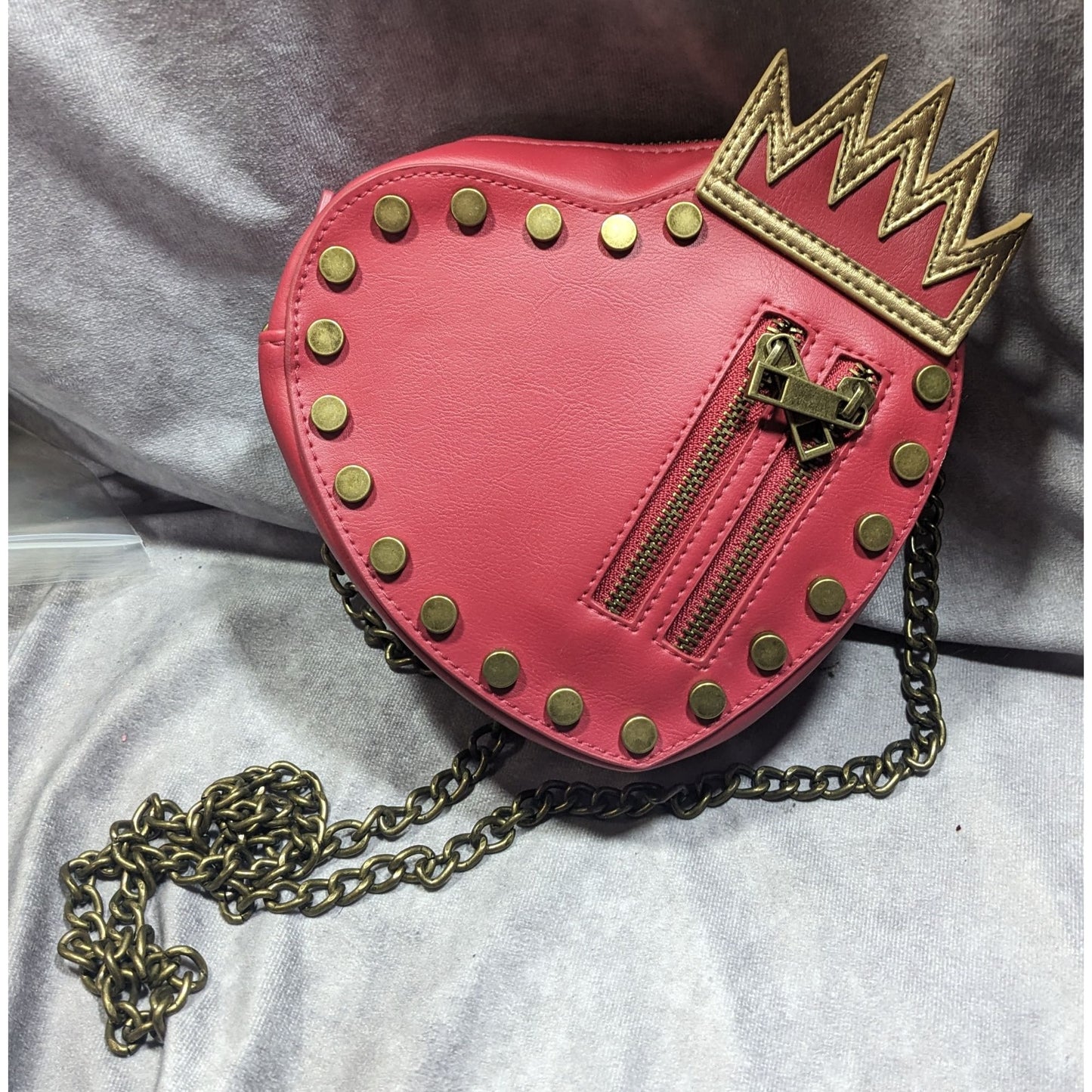 Disney Descendants Evie Heart Crown Purse With Gold Tone Chain And Details