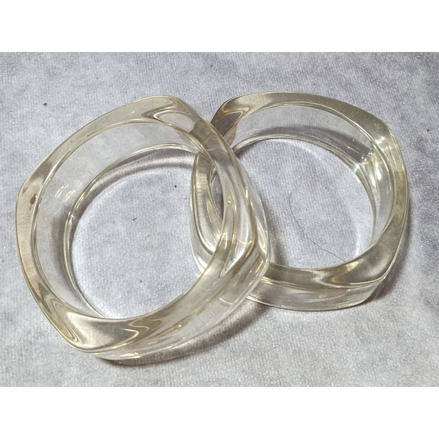 Vintage Retro Chunky Clear Lucite Bangles (2)