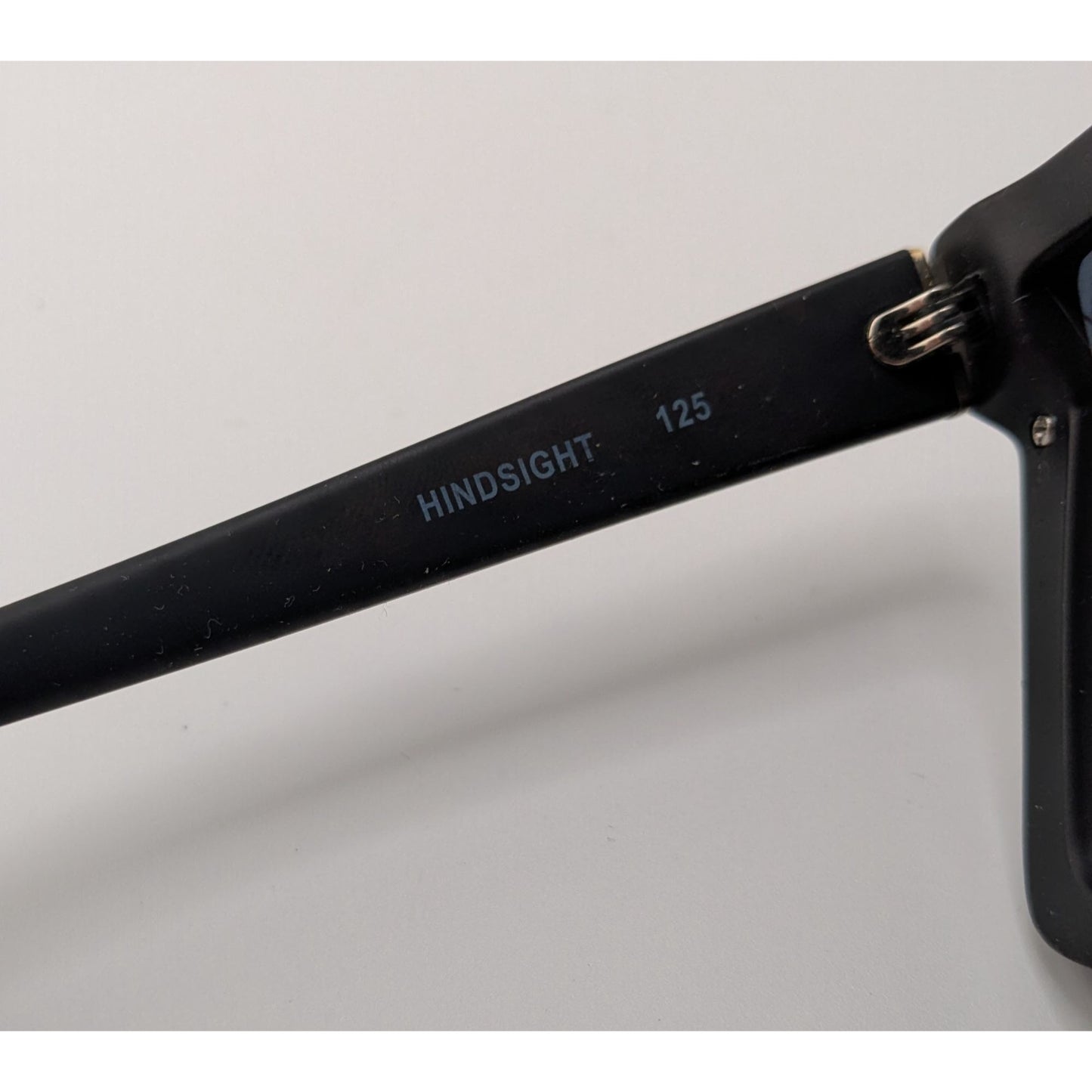 Quay Hindsight Oversized Black Sunglasses With Tinted Lenses 58mm 125 Temple Unisex