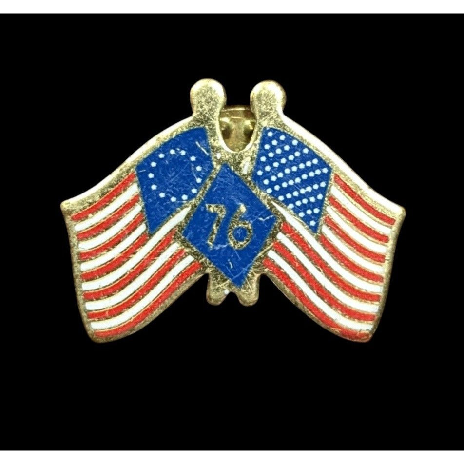 Vintage 1976 Spirit Of 76 Bicentennial US Flag Lapel Pin