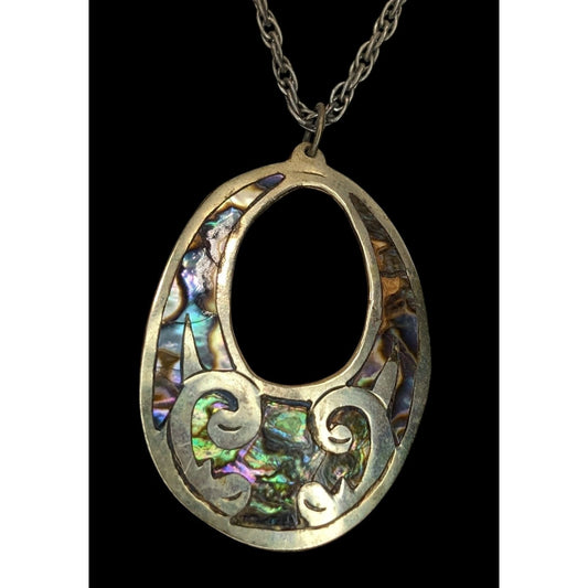 Vintage Mermaidcore Bohemian Abalone Inlay Oval Pendant Necklace