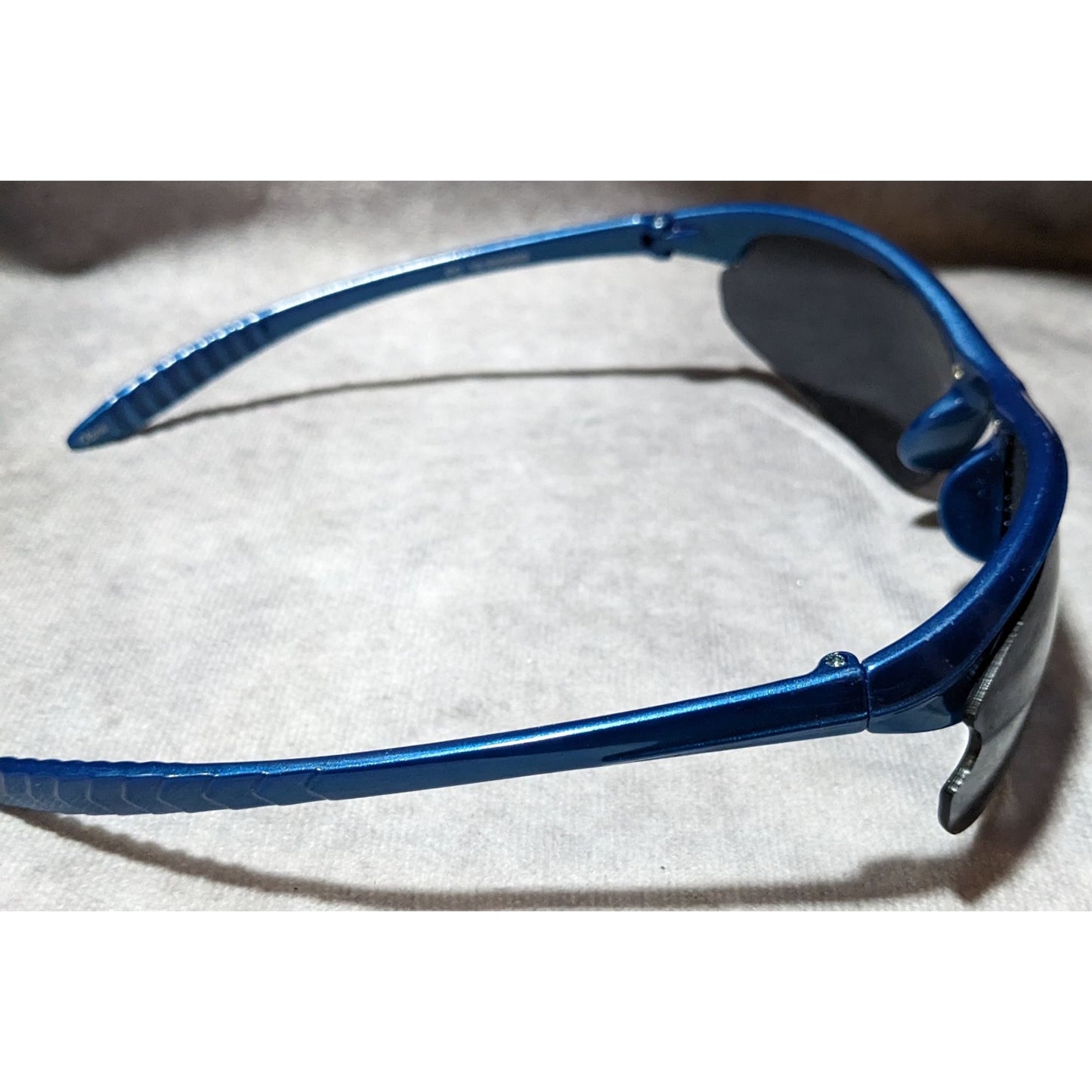 Piranha Blue Metallic Classic Sporty Sunglasses