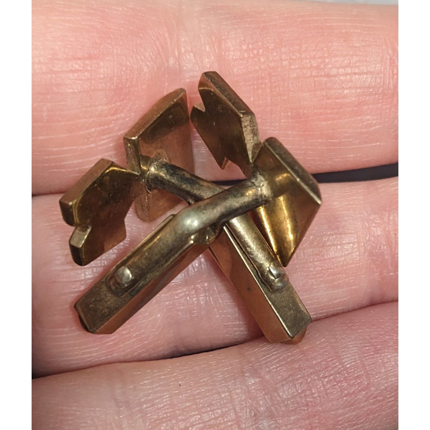 Vintage Swank Stylized K Shaped Gold Tone Cufflinks