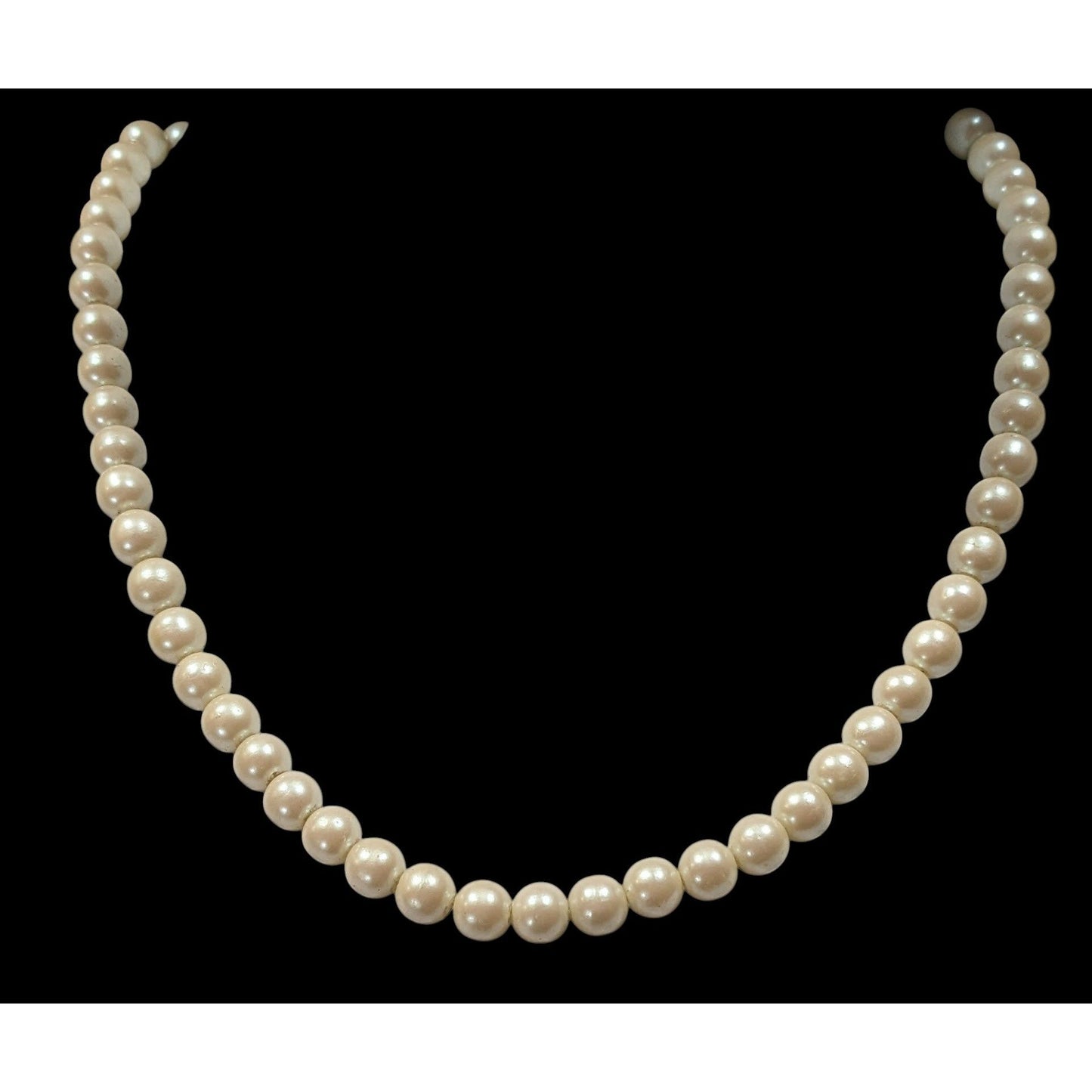 Vintage Shimmery Faux Pearl Beaded Necklace