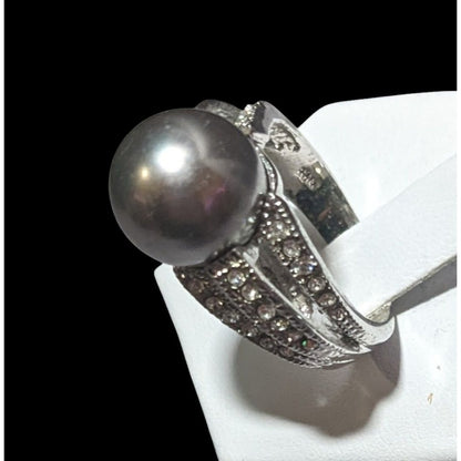 Elegant Glam 18K Gold Filled Silver Tone Pearl And Gem Ring Size 7