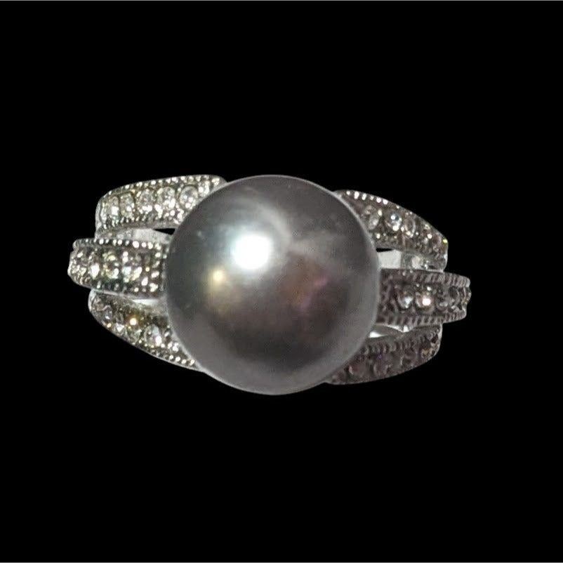 Elegant Glam 18K Gold Filled Silver Tone Pearl And Gem Ring Size 7